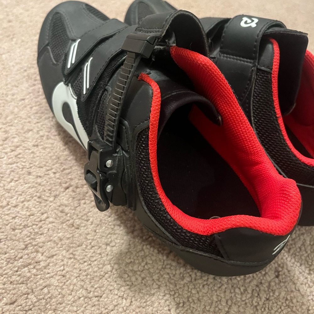 •Peloton• Shoes